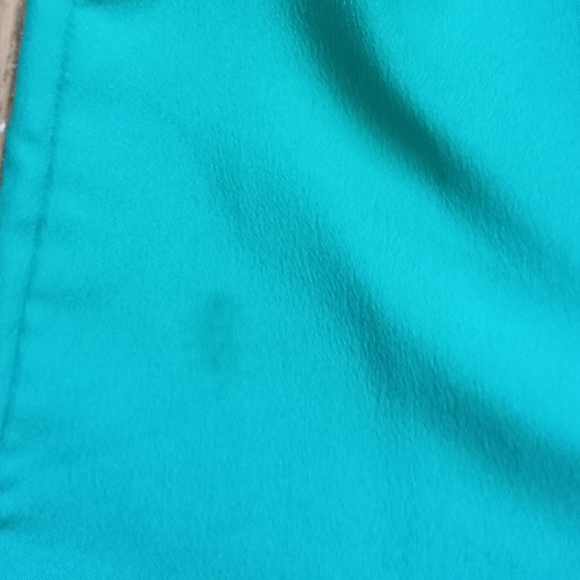 Haberdashery by Personal green reverse pleat top - Picture 5 of 5